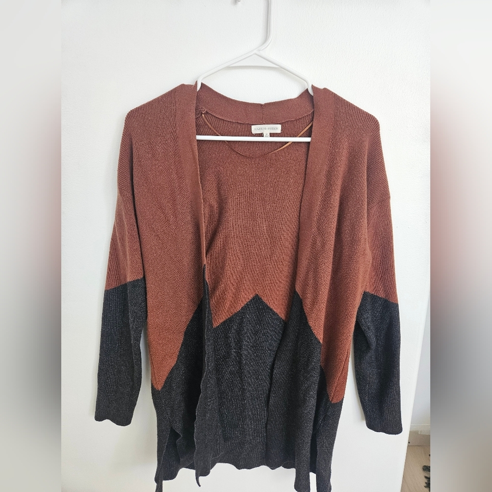 Women's Brown and Black Sweater